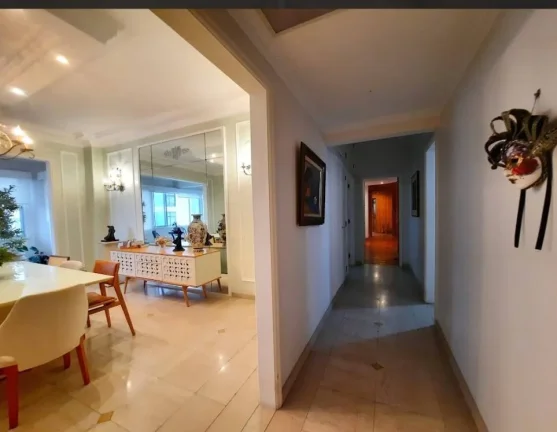 Imagem Apartamento todo reformado classe AA vista lateral mar e varanda