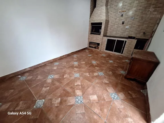 Imagem Casa térrea 2 dormitórios sendo 1 suíte no coração do jardim Imperador