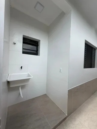 Imagem Casa para Venda em Itanhaém, Jamaica (Praia), 2 dormitórios, 1 suíte, 2 banheiros, 2 vagas