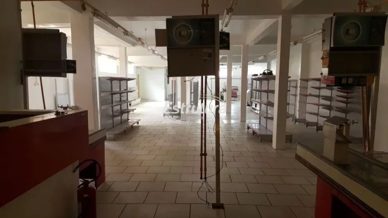 Imagem Ponto comercial bem localizado, na rua principal do bairro Carolina