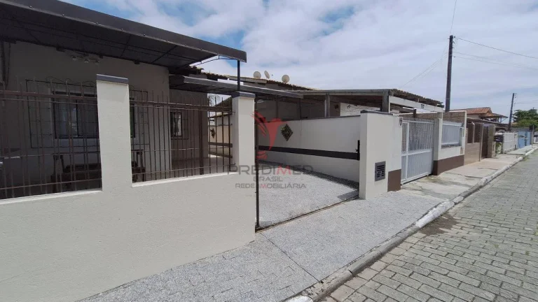 Imagem Casa na Praia, na Cidade da Penha, Santa Catarina