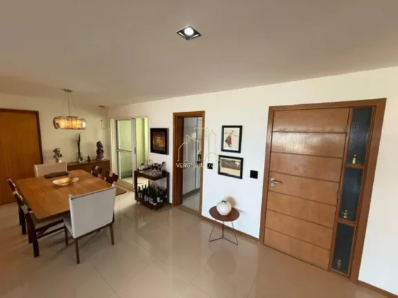 Imagem Vendo apartamento no Première Jaguaribe com 4 suítes ? Frente Mar na Orla de Salvador