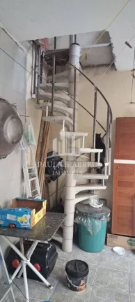 Imagem Sobrado de 3 Quartos, sendo 1 Suíte, 2 Vagas, Financia, Sóton, Área de Lazer com Churrasqueira no Jardim Mauá-SP