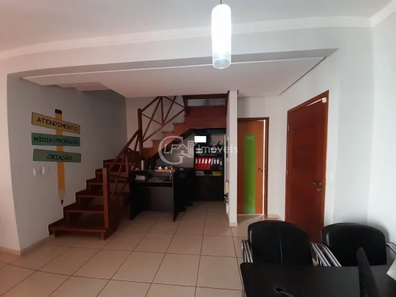 Imagem Lindo Sobrado no Bairro Margarida.!!