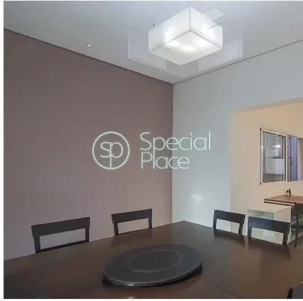 Imagem Uma lindíssima e confortável casa de condomínio que lhe oferece, segurança, privacidade, lazer, ...