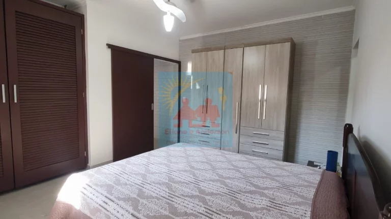 Imagem Casa a 500 metros da Praia do Suarão em Itanhaém 395mil