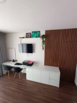 Imagem Casa Sobrado, 3 dormitórios (1 suíte), Vila Branca, Jacareí.