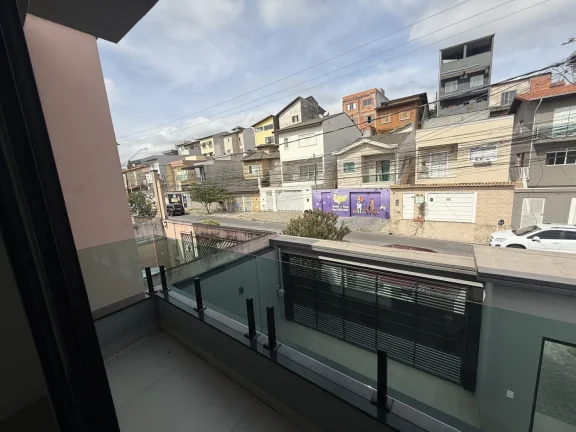 Imagem Casa à Venda com Piscina e Planejada na Cozinha em Cajamar