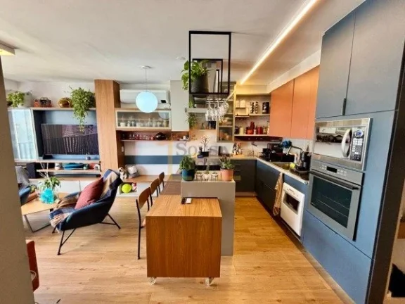 Imagem Apartamento com 70 m², 2 dormitórios sendo 1 suíte, 2 banheiros, sala para dois ambientes. O imó...