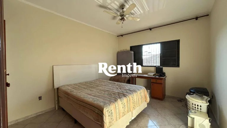 Imagem Casa com 2 dormitórios com AE e churrasqueira à venda por R$ 310.000 - Vila Nova - Rio Claro/SP