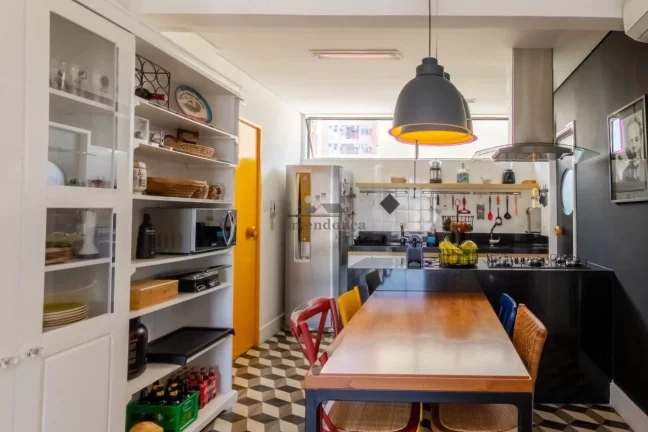 Imagem Apartamento Reformado na Martinico Prado com 2 quartos em 88m2.
