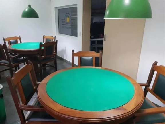 Imagem APARTAMENTO C/ 84M² (REFORMADO)- 1 VAGA DE GARAGEM - COND. PARQUE DAS ROSAS - BARRA DA TIJUCA IMÓVEL AVALIADO EM R$ 900.000,00 1ª PRAÇA: 23/02/2026 - VALOR INICIAL DE VENDA: R$ 900.000,00 2ª PRAÇA: 26/02/2026 - VALOR INICIAL DE VENDA: R$ 450.000,00
