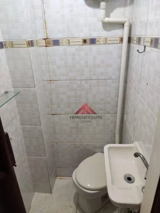 Imagem Apartamento com 2 dormitórios à venda, 76 m² por R$ 250.000,00 - Centro - São Gonçalo/RJ