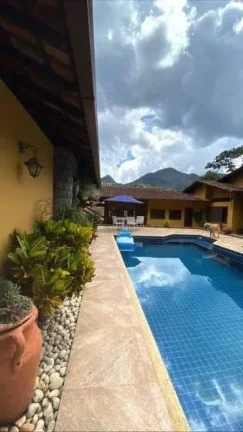 Imagem VENDO ESTA LINDA CASA NO BAIRRO: CONEGO - NOVA FRIBURGO RJ.