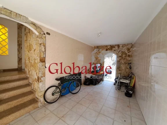 Imagem Casa á venda com edícula em ótima localização no bairro Embaré em Santos SP por R$ 1.330.000,00 !