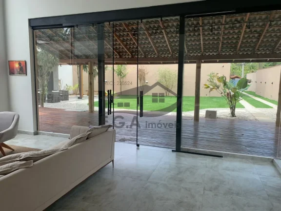 Imagem Casa na praia de Boiçucanga a 200 mts do mar