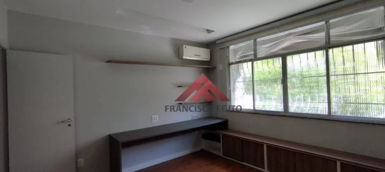 Imagem Apartamento com 2 dormitórios à venda, 74 m² por R$ 450.000,00 - Icaraí - Niterói/RJ