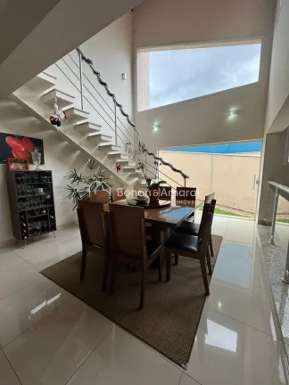 Imagem Casa para venda com 3 suítes no Condomínio Alto da Boa Vista.

Condomínio delicioso de morar, mui...