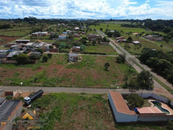 Imagem LOTE DE ESQUINA NO LOTEAMETNO VILLAR BAVIERA EM ABADIA