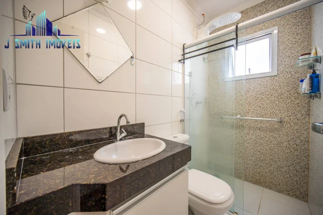 Imagem LINDA CASA COM CORREDOR LATERAL, 3 VAGAS, 3 DORMS, 1 SUÍTE. QUINTAL