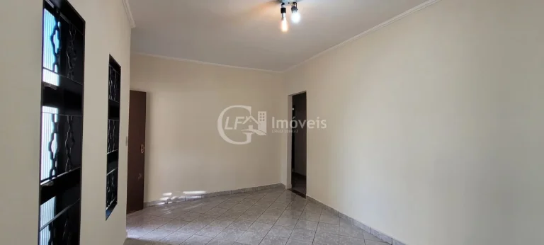 Imagem Casa à venda em Campo Grande-MS, bairro Coronel Antonino: 2 quartos, 1 sala, 2 banheiros, 2 vagas, 140m² de área. ¡Não perca!