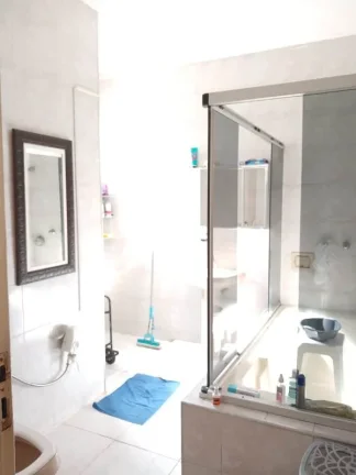 Imagem Fantástica Casa no Pedregulho em Guaratinguetá SP
