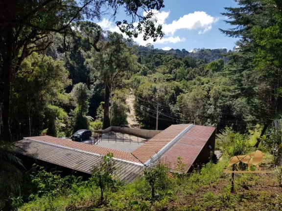 Imagem Terreno com 4 Bangalôs disponível para venda em Campos do Jordão