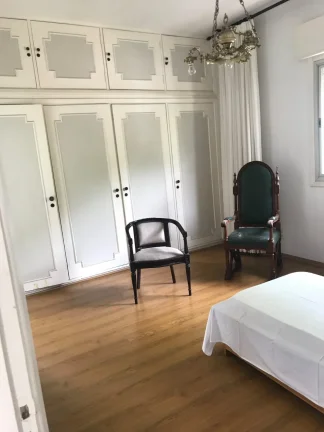 Imagem Casa Sobrado Jardim Paulista - 271M², 3 Dorms, 1Suíte, 2 Vagas, Armários em todos os cômodos.