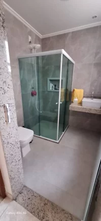 Imagem Vendo este excelente apto centro de Nova Friburgo.