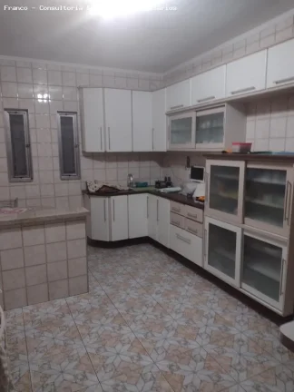 Imagem Sobrado para Venda em São Caetano do Sul, Santa Maria, 3 dormitórios, 1 suíte, 3 banheiros, 2 vagas