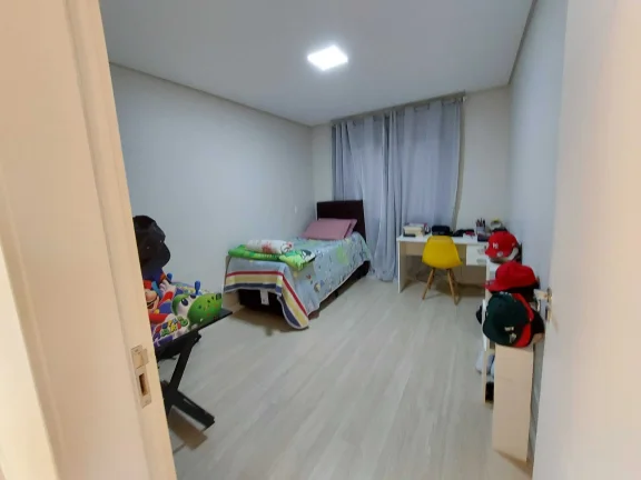 Imagem Casa Sobrado semimobiliada com 3 dormitórios sendo 1 suíte e 2 vagas, Pirabeiraba, Joinville/SC