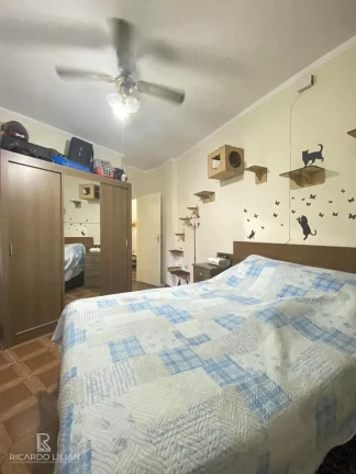 Imagem Apartamento Garden com quintal privativo localizado a 350 metros da praia do Caiçara.