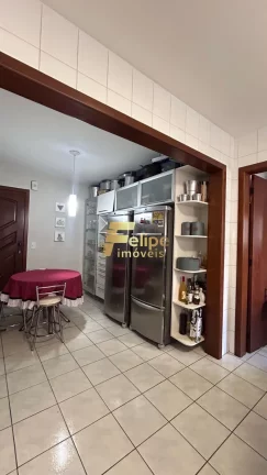 Imagem Belíssimo Apartamento de 4 dormitórios na Praia da Costa em Vila Velha/ES