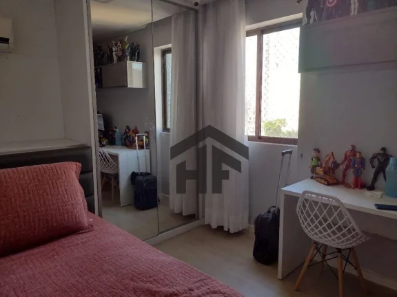 Imagem Apartamento com 4 Quartos no Espinheiro, Recife