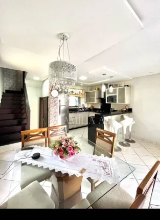Imagem CASA TRIPLEX BAIRRO BOEHMERWALD