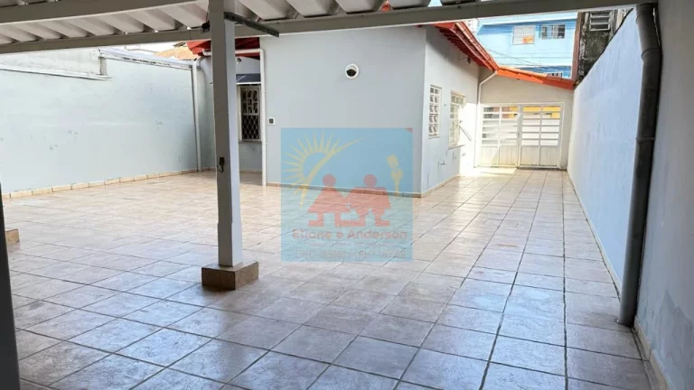 Imagem Sala Comercial no Centro de Mongaguá, com 2 salas, recepção, cozinha, edicula , R$ 4.800,00
