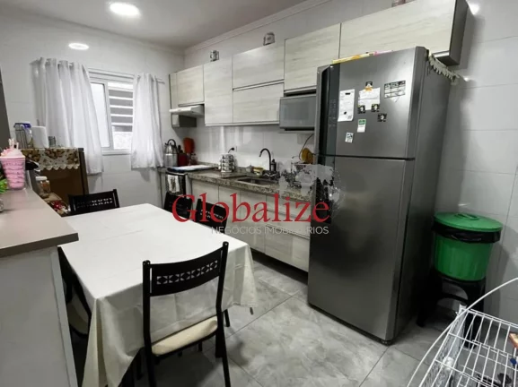 Imagem Casa em Villagio de 2 dormitórios com 2 vagas por R$640.000,00 em Santos
