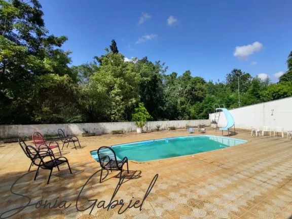 Imagem Chácara de luxo à venda em Louveira-SP, no bairro Monterrey, com 4 quartos, 4 suítes e 365,65m² de área! Imagem Chácara de luxo à venda em Louveira-SP, no bairro Monterrey, com 4 quartos, 4 suítes e 365,65m² de área!