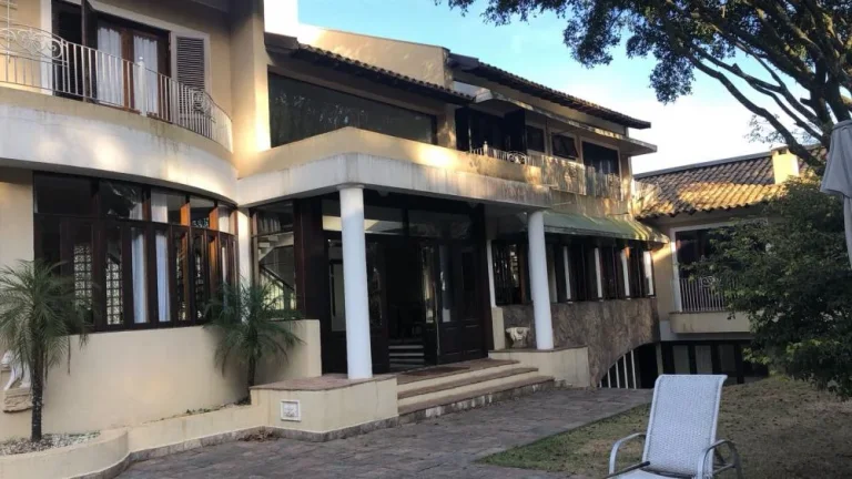 Imagem Casa em Aldeia da Serra - 687m²