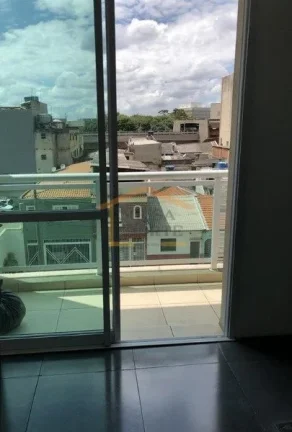 Imagem Sala comercial com sacada, 1 banheiro com condições de outro banheiro ou copinha, 2 aparelhos de a...
