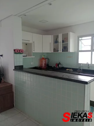 Imagem Apartamento para venda ou locação no Caiçara, Praia Grande-SP: 2 quartos, 1 suíte, 1 sala, 2 banheiros, 1 vaga e 90m². Venha conferir!