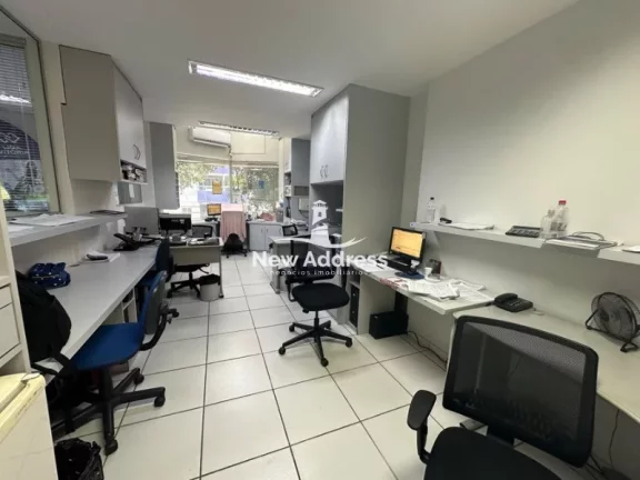 Imagem Sala comercial de 40 m² na Praia do Canto - Vitória!