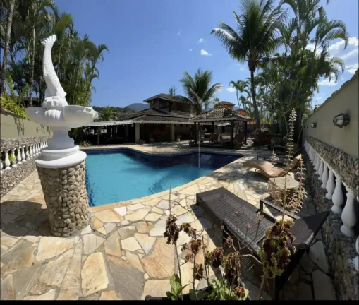 Imagem Casa em Condomínio para Venda em Ubatuba / SP no bairro Horto Florestal