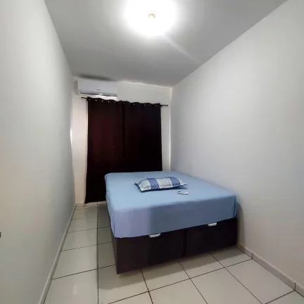 Imagem Casa Geminada para Venda em Sarandi, Parque Residencial Bom Pastor, 3 dormitórios, 1 banheiro, 2 vagas