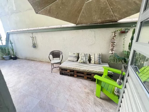 Imagem Apartamento com 2 dormitórios sendo 1 suíte e 1 vaga de garagem– 450m da Praia em Balneário Camboriú