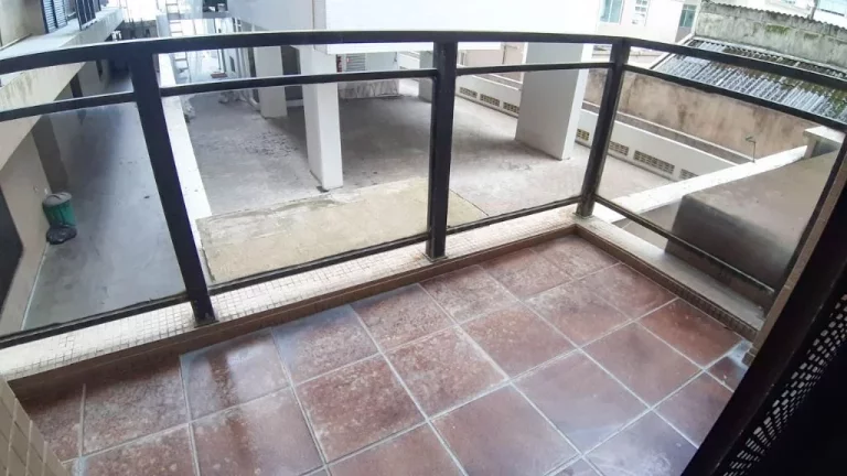 Imagem APARTAMENTO MOBILIADO, COM 190,00 M² DE ÁREA ÚTIL, 3 SUÍTES SENDO 1 MASTER E VAGA DE GARAGEM