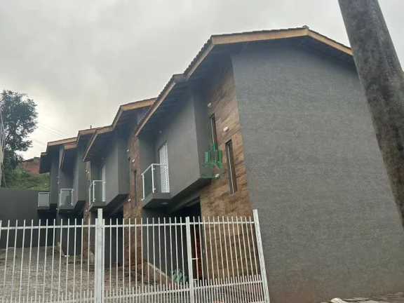Imagem Sobrado com 2 dormitórios à venda, 67 m² por R$ 320.000,00 - Parque Hortensia - Bom Jesus dos Perdões/SP