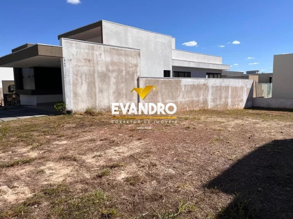 Imagem Terreno em Condomínio para Venda em Cuiabá / MT no bairro Jardim Imperial