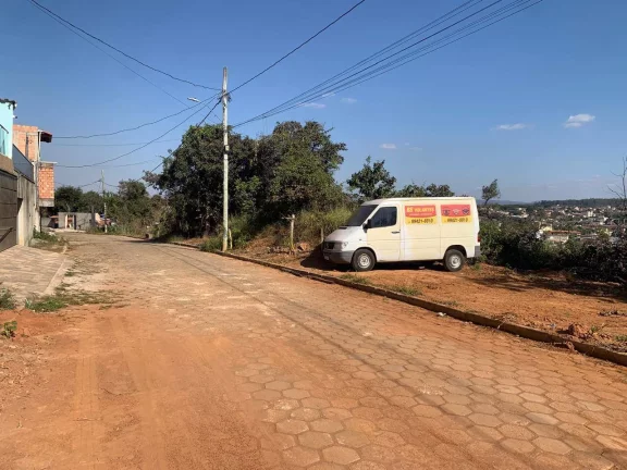 Imagem LOTE BARATO A VENDA, NO BAIRRO SATÉLITE!