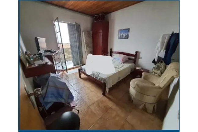 Imagem Casa à Venda no Jardim Santo Elias, SP, oportunidade para renda extra.